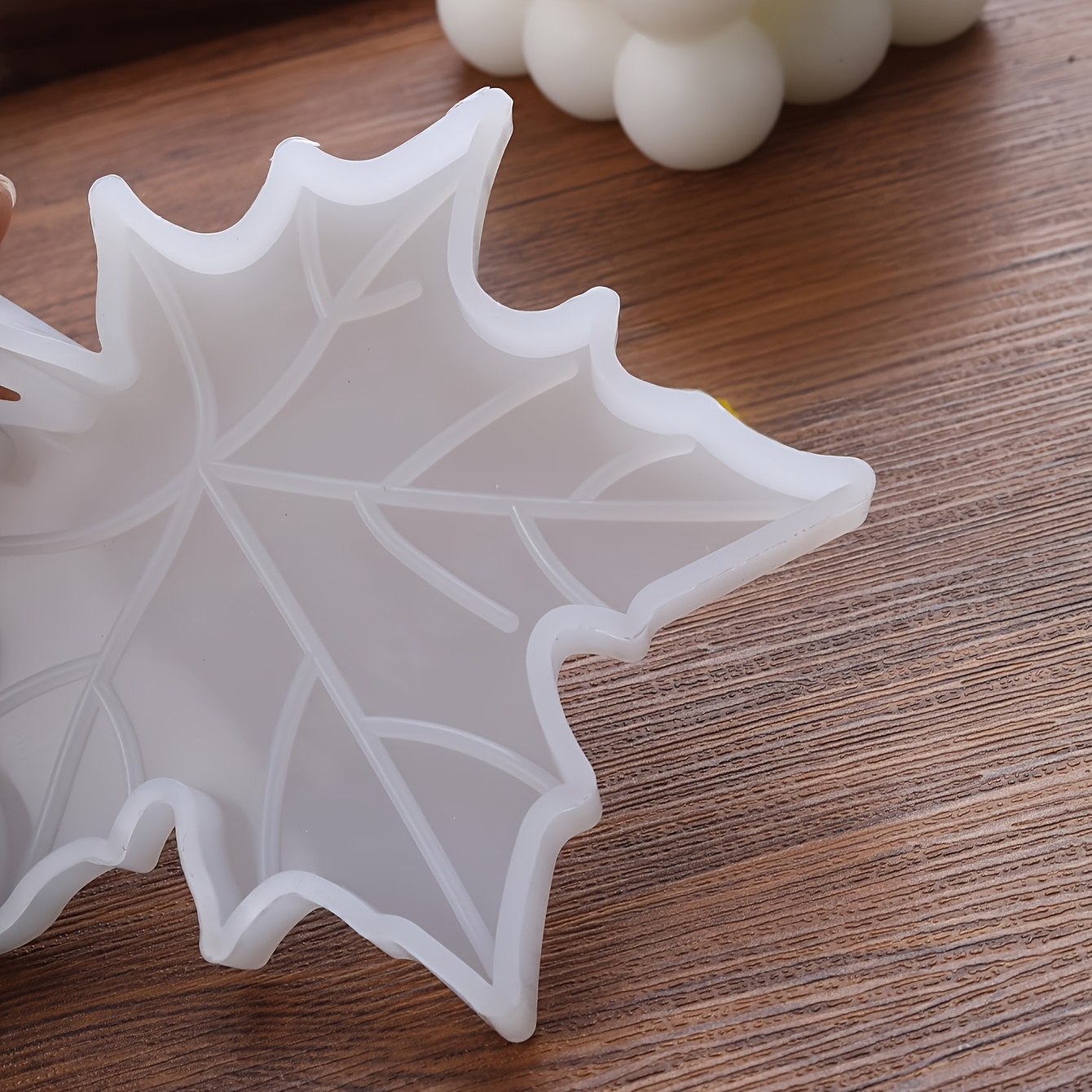 1PC Maple Leaf shaped Silicone - đánh giá và giá Candle Supplies Tins